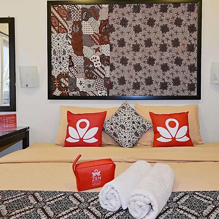 Zen Rooms Panembahan Kraton ジョグジャカルタ エクステリア 写真